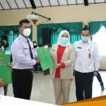 Bupati Serahkan SK Kepada PPPK Di Lingkungan Pemkab Bojonegoro