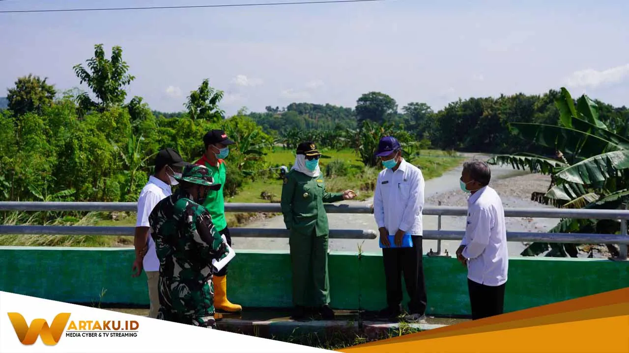 Bupati Tinjau Lokasi Terdampak Banjir Gondang