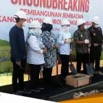 Peletakan Batu Pertama Pembangunan Jembatan Kanor Rengel