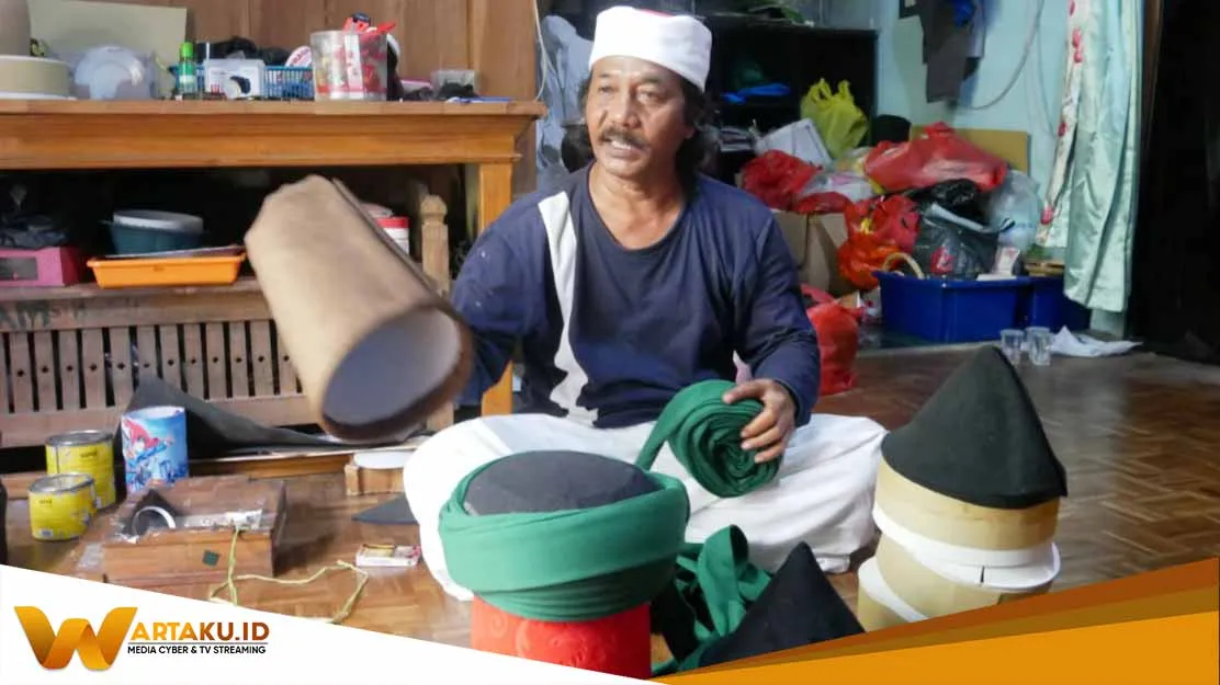 Pengrajin Turban Turki Di Indonesia