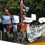 Aksi Damai Tolak Manajemen Lama 1