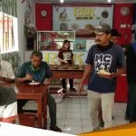 Yuni Bagi Bagi Makan Gratis Setiap Jumat 1