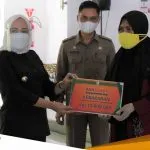 Bupati Bojonegoro Serahkan Santunan Kepada Korban Kebencanaan Bupati Bojonegoro Serahkan Santunan Kepada Korban Kebencanaan