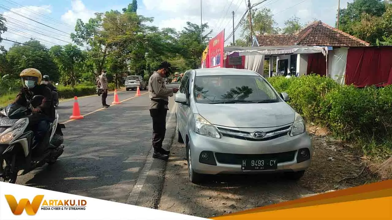 PPKM Darurat Aparat Gabungan Bojonegoro Gelar Operasi Yustisi 1