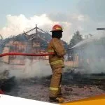 3 Warga Ngasem Kehilangan Rumahnya 1