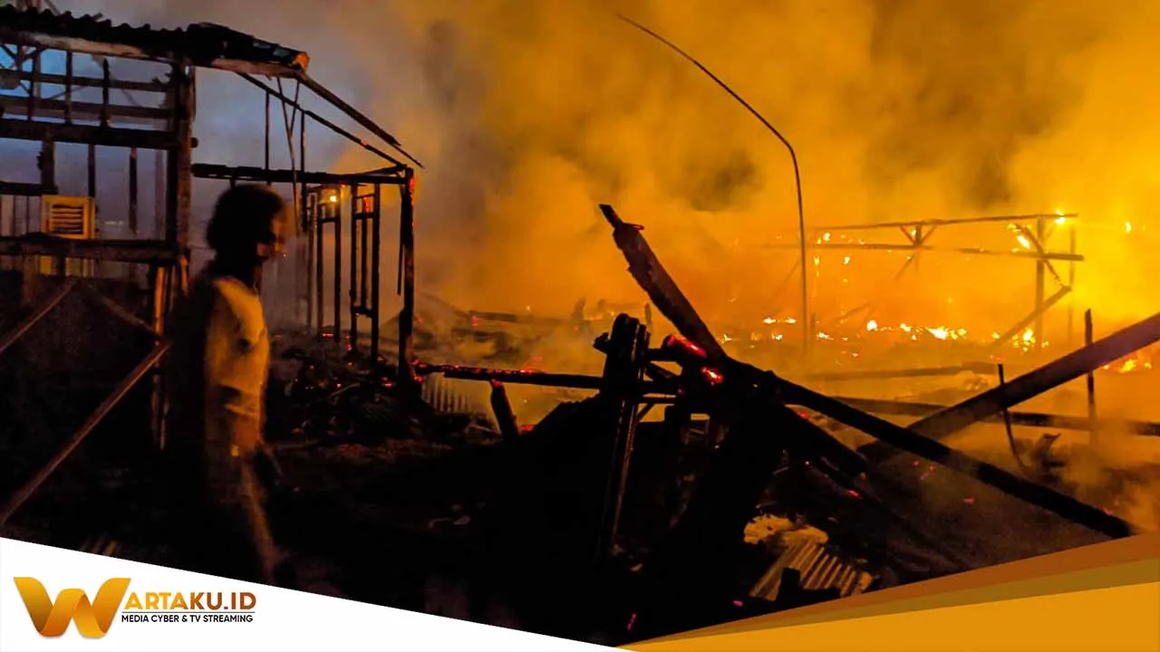 Dua Rumah Hangus Terbakar Diduga Akibat Rokok 1 Dua Rumah Hangus Terbakar Diduga Akibat Rokok 1