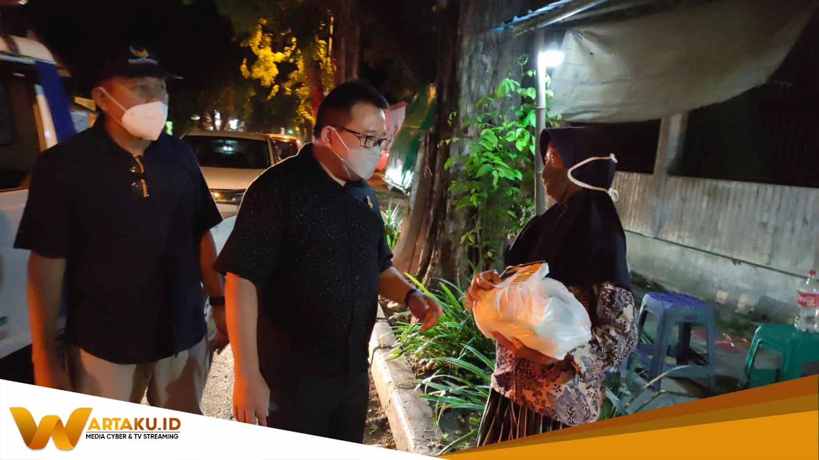 Kang Yoto Berbagi Di Tengah Pandemi