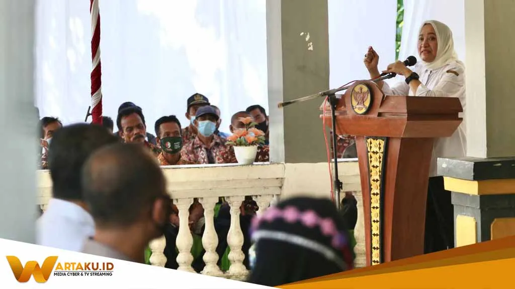 Bupati Hadiri Pembinaan Dan Peningkatan Kapasitas Penguatan RT RW