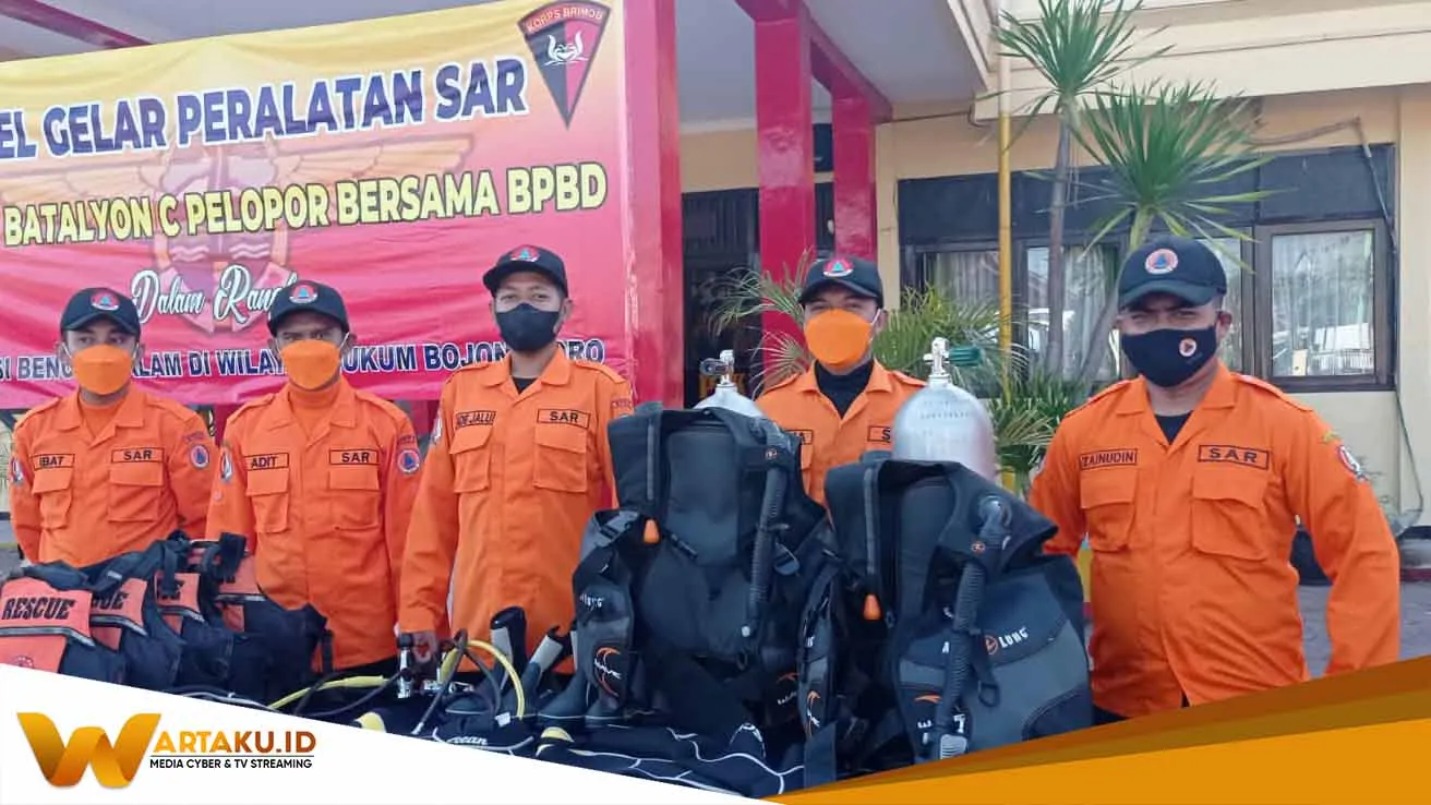 SAR Brimob BPBD Bojonegoro Laksanakan Apel Gelar Peralatan 1