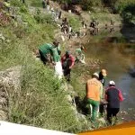 DLH Bojonegoro Ajak Masyarakat Peduli Lingkungan Dengan Bersihkan Sampah 2