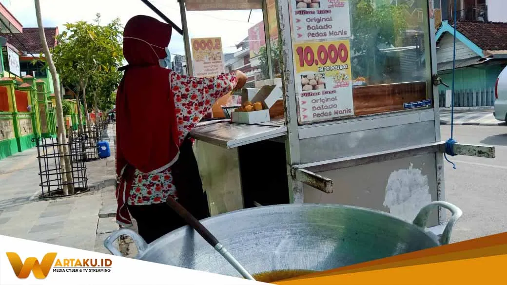 Harga Minyak Meroket Imbas Pedagang Gorengan 1