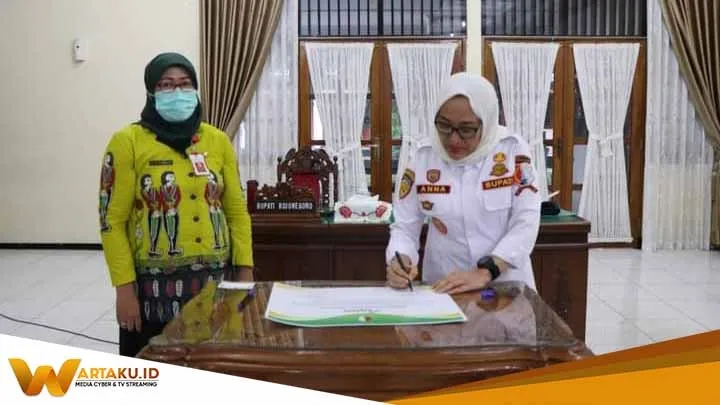 15 SKPD Lakukan Penandatanganan Komitmen Melaksanakan Zona Integritas