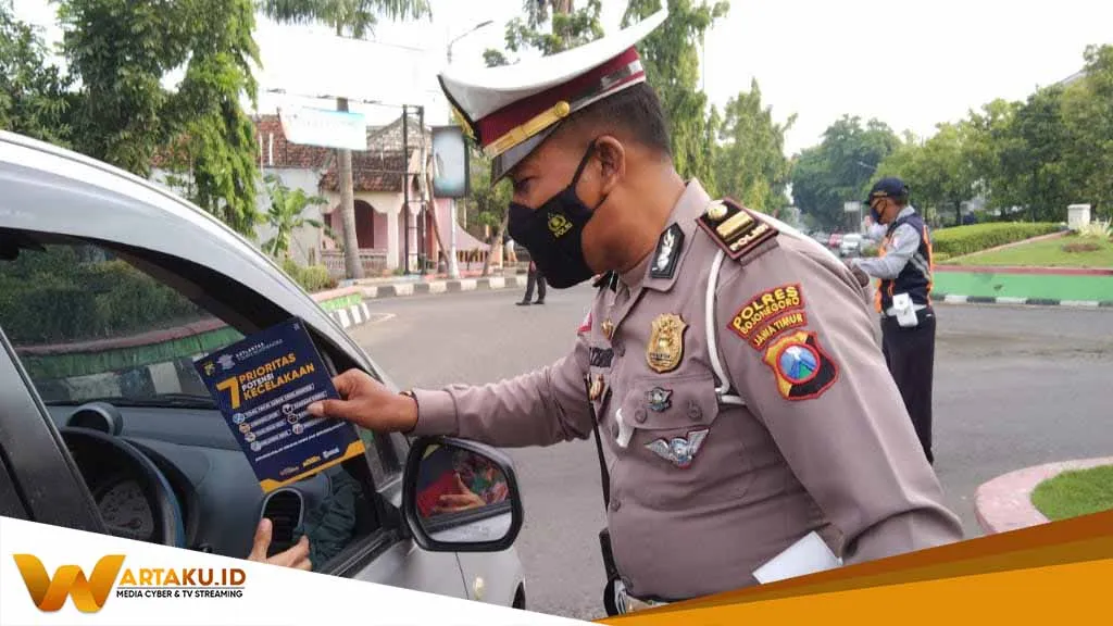 Jelang Operasi Zebra Kanit Kamsel Beri Himbauan Keselamatan Berkendara 2