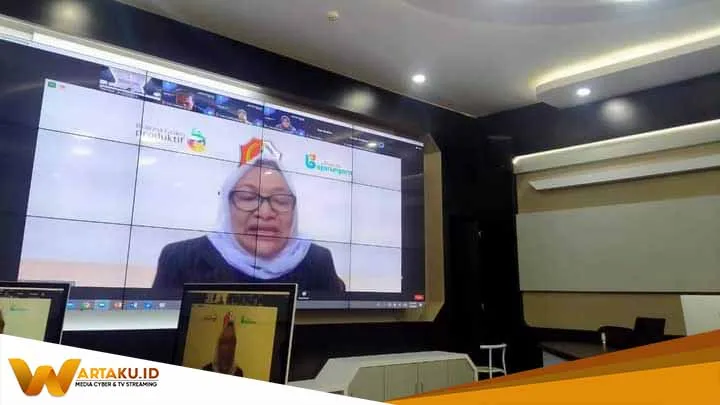Masuk Nominasi 10 Besar, Pemkab Bojonegoro Gelar Zoom Meeting Dengan KI Jatim Masuk Nominasi 10 Besar Pemkab Bojonegoro Gelar Zoom Meeting Dengan KI Jatim