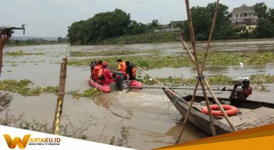 Perahu Tengelam 12 Penumpang Selamat 6 Masih Dalam Pencarian 1
