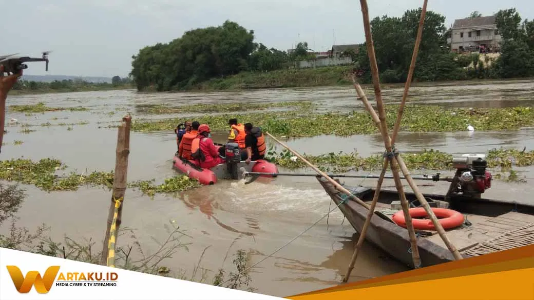 Perahu Tengelam 12 Penumpang Selamat 6 Masih Dalam Pencarian 1