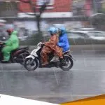 Waspada Berkendara Di Musim Hujan 1