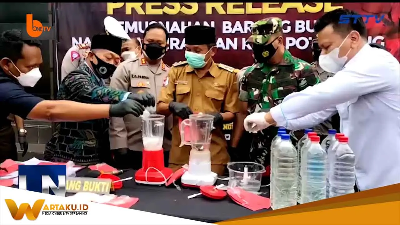 Akhir Tahun, Kapolres Bojonegoro Musnahkan Ribual Liter Miras Akhir Tahun Kapolres Bojonegoro Musnahkan Ribual Liter Miras