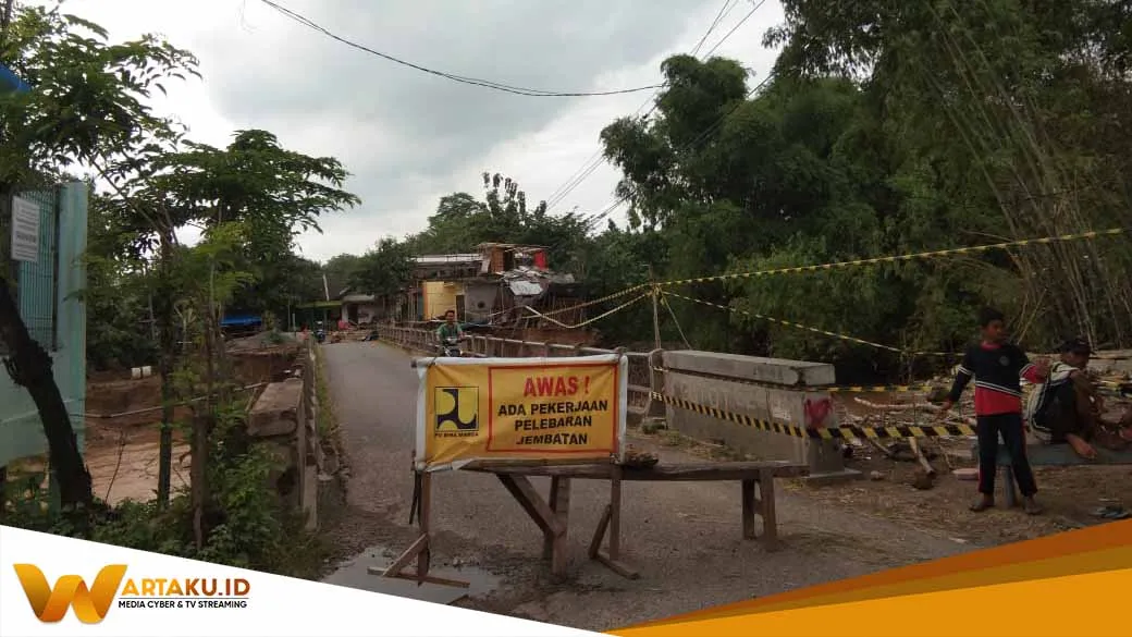Ambrol Jembatan Penghubung Desa Sumberjo Kentong Bojonegoro Dengan Desa Selogabus Tuban Ditutup 2