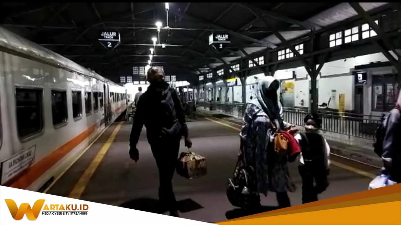 Selama Nataru PT KAI Access Tambah Dua Gerbong dan Tiga Petugas Untuk Perketat Penjagaan Selama Nataru PT KAI Access Tambah Dua Gerbong Dan Tiga Petugas Untuk Perketat Penjagaan