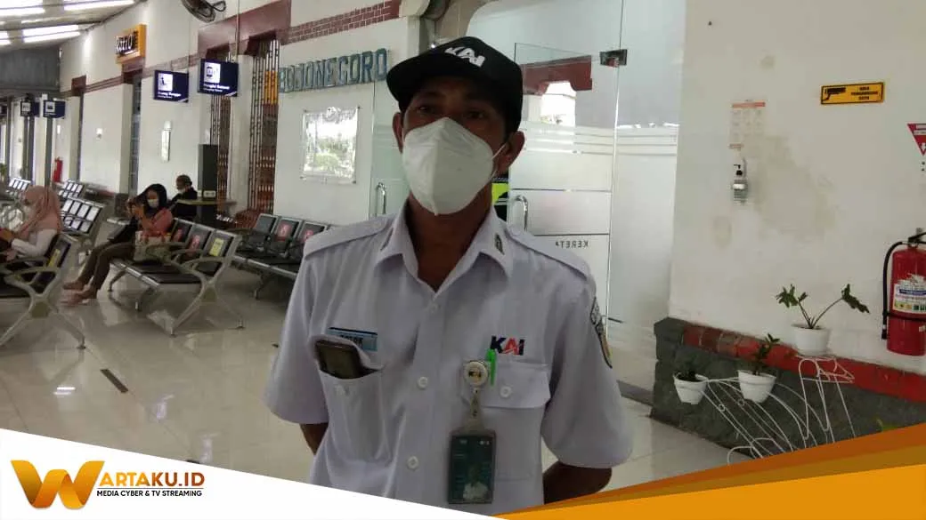 Totok Kushendarto Kepala Stasiun Kereta Api Bojonegoro