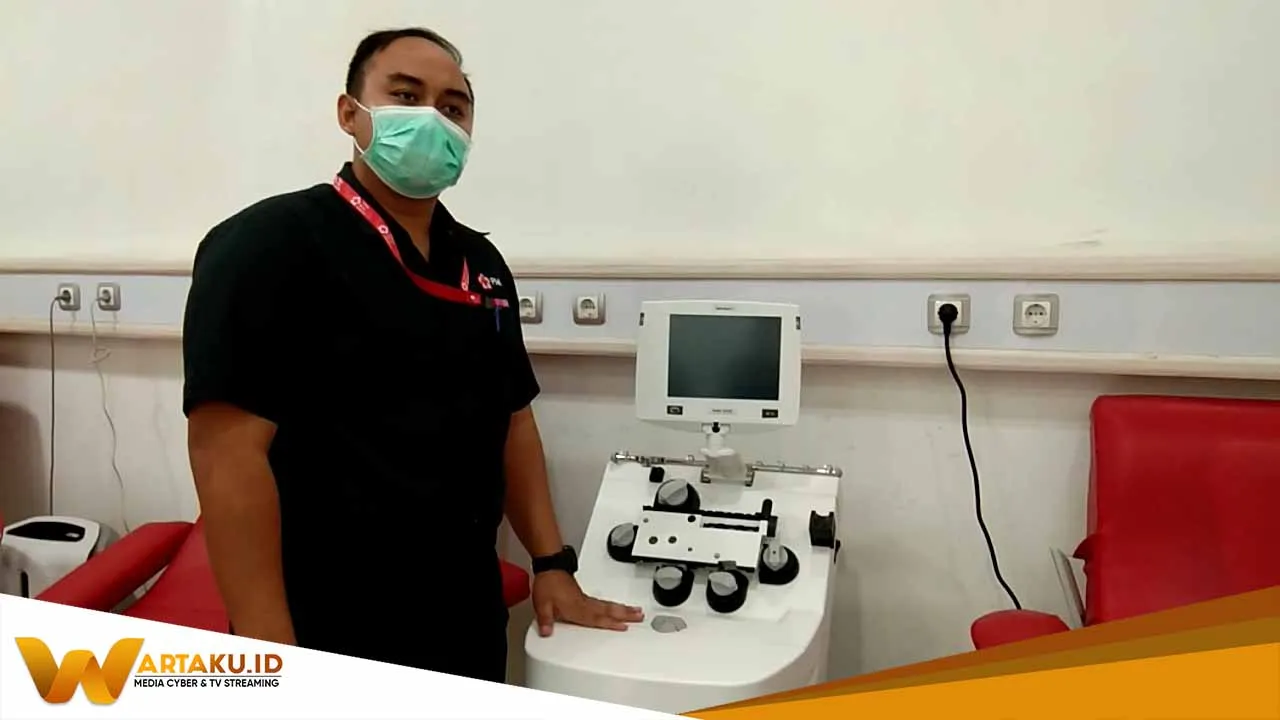 Dr. Imam Sutrisno Kepala Unit Donor Darah UDD Palang Merah Indonesia PMI