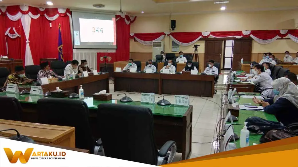 Hearing di DPRD, Wartawan di Bojonegoro Minta Instansi Beri Ruang Untuk Wartawan Hearing Di DPRD Wartawan Di Bojonegoro Minta Instansi Beri Ruang Untuk Wartawan 1