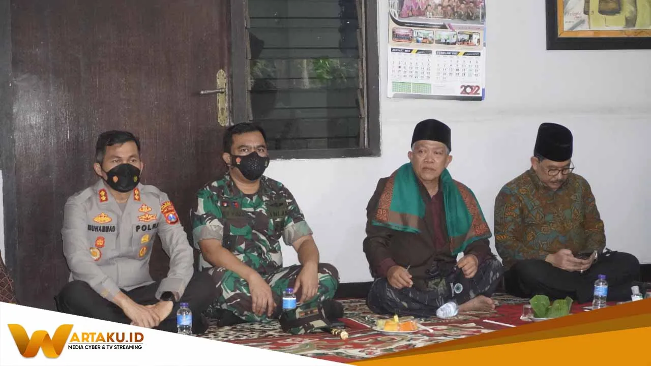 Berkunjung ke Bojonegoro, Wakil Menteri Agama RI Dukung Budidaya Ikan Lele untuk Pesantren 1 Berkunjung Ke Bojonegoro Wakil Menteri Agama RI Dukung Budidaya Ikan Lele Untuk Pesantren 1