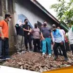 Bupati Bojonegoro Anna Muawanah Pantau Pembuatan Dinding Darurat Dampak Longsor Di Ngulanan