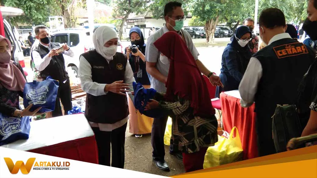 Dihadiri Gubernur Pemprov Jatim Gelar Pasar Murah Di Bakorwil Bojonegoro