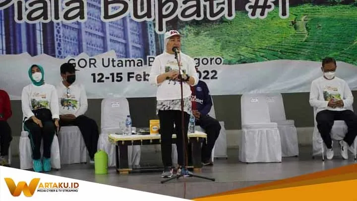 Dorong Masyarakat Sehat, Bupati Bojonegoro Buka Lomba Senam Nglenyer Dorong Masyarakat Sehat Bupati Bojonegoro Buka Lomba Senam Nglenyer