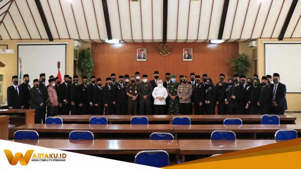 Kukuhkan Pengurus, Bupati Tekankan AKD Jadi Wadah Srawung Rembuk Masalah 1 Kukuhkan Pengurus Bupati Tekankan AKD Jadi Wadah Srawung Rembuk Masalah 1