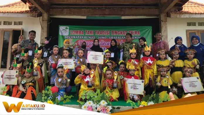 Anggota DPRD Tuban Mujari Hadir Dan Buka Open Audition Tradisi Dance