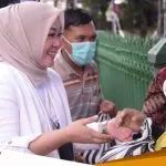 Bagi Beras Dan Minyak Goreng Srikandi Gerindra Tri Astuti Serap Aspirasi Masyarakat Di Plumpang Palang Dan Widang