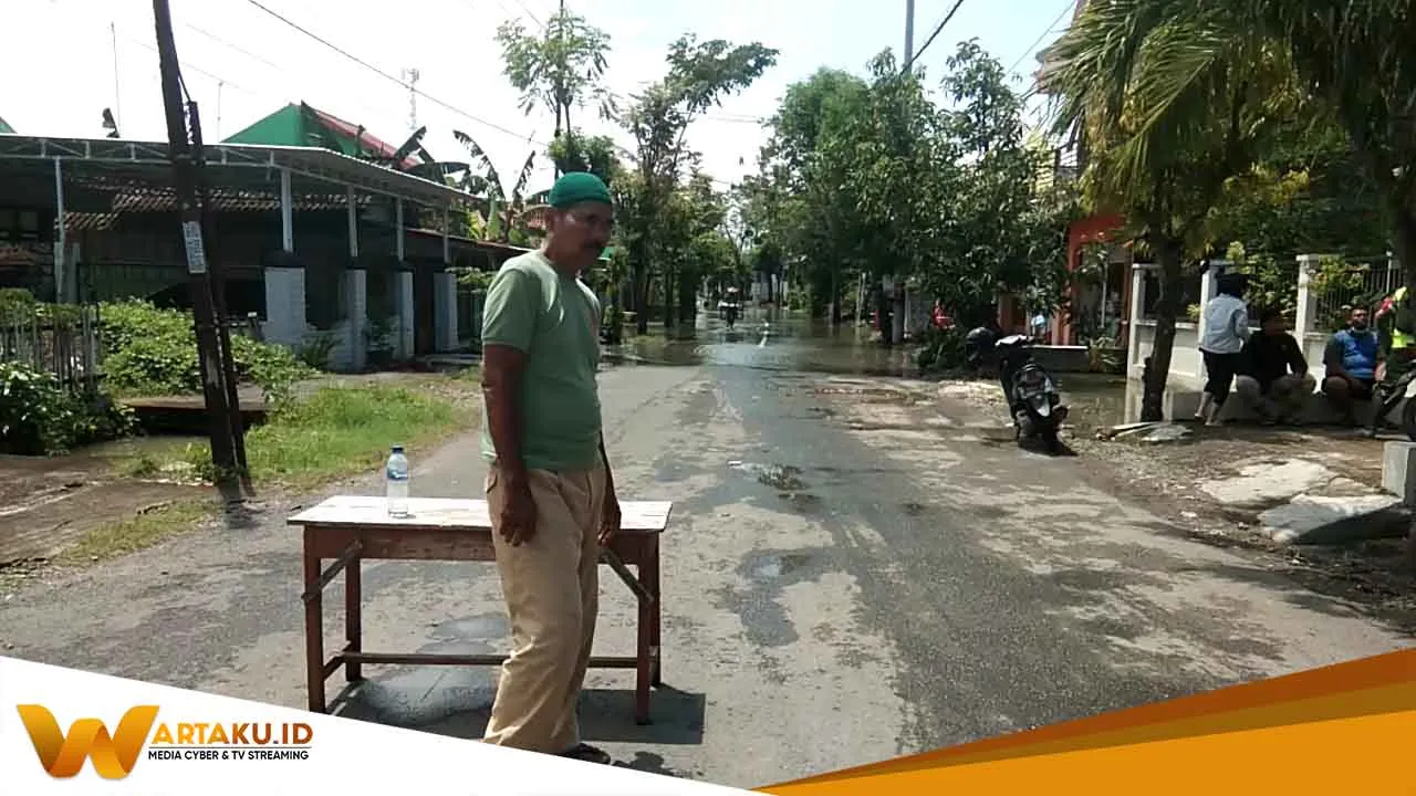 Hindari Banjir Masuk Rumah Akses Jalan Serma Abdullah Di Tutup Untuk Roda Empat 1