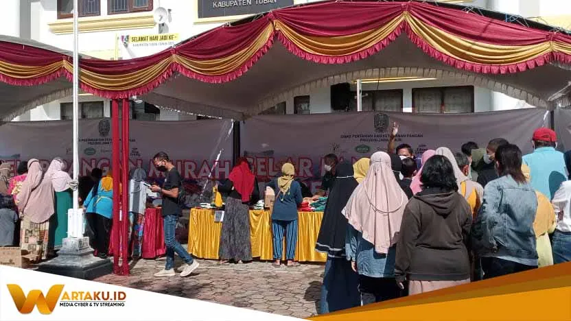 Kantor Dinas Petanian Tuban di Serbu Warga Antri Bahan Pangan Murah Berkualitas Kantor Dinas Petanian Tuban Di Serbu Warga Antri Bahan Pangan Murah Berkualitas