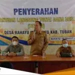 Pemdes Rahayu Soko Kabupaten Tuban Serahkan BLT DD