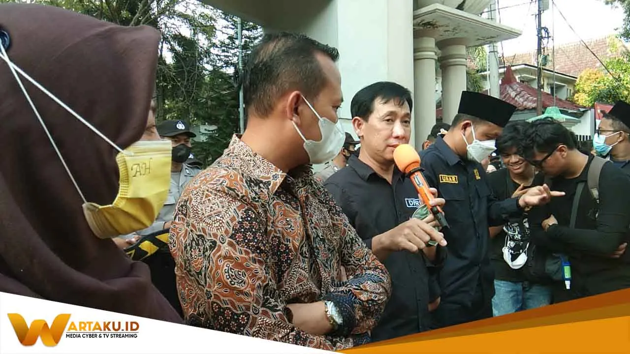 Aliansi BEM Bojonegoro Tuntut DPRD Bojonegoro Kawal Kejelasan PKL Dan Perpindahan Pasar Kota 2