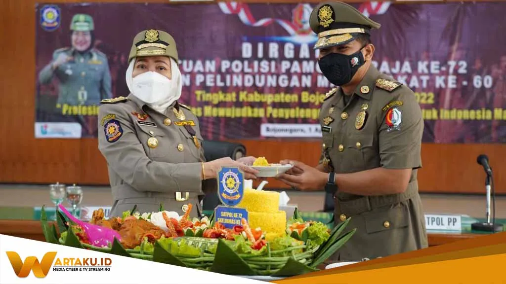 Bupati Bojonegoro Melaunching Asplikasi Partnermu Bupati Bojonegoro Melaunching Asplikasi Partnermu