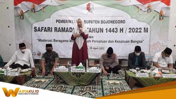 Ikuti Safari Ramadan di Kanor, Bupati Anna Tegaskan Keberlanjutan Pembangunan Berbasis Desa Ikuti Safari Ramadan Di Kanor Bupati Anna Tegaskan Keberlanjutan Pembangunan Berbasis Desa
