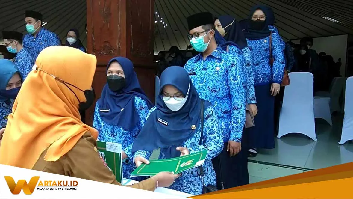Menunggu Selwma 3 Tahun Akhirnya Dapat SK PNS 2