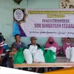 PPDI Bagikan 500 Paket Sembako Kepada Disabilitas Di Bojonegoro Selama Bulan Ramadan 2