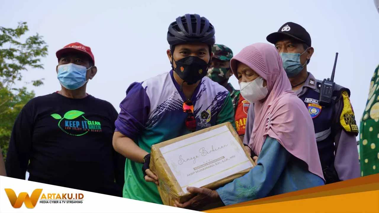 PWI Bojonegoro Selenggarakan Goes Dan Pembagian Sembako Bersama Forkopimda 2