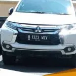 Pencuri Yang Mengaku Teknisi Berhasil Bawa Kabur Mobil Dinas Bupati Bojonegoro Diamankan Polisi Pencuri Yang Mengaku Teknisi Berhasil Bawa Kabur Mobil Dinas Bupati Bojonegoro Diamankan Polisi