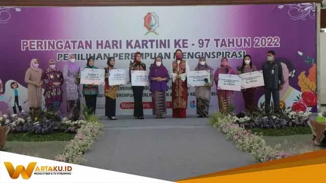 Peringati Hari Kartini, Pemkab Bojonegoro Gelar Lomba Cipta Busana Kerja Bercorak Batik 1 Peringati Hari Kartini Pemkab Bojonegoro Gelar Lomba Cipta Busana Kerja Bercorak Batik 1