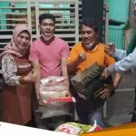 Ramadan Mubarok SMSI Jatim Berbagi Kurma Beras Hingga Sarung