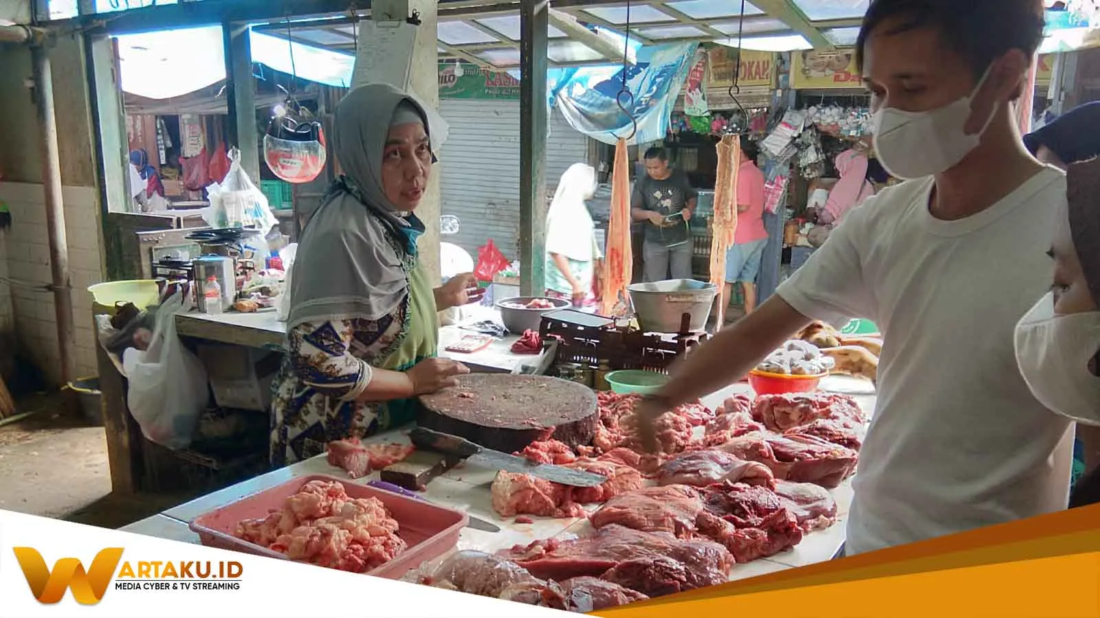 Pasca Lebaran, Harga Daging di Pasar Kota Bojonegoro Masih Tinggi 2 Pasca Lebaran Harga Daging Di Pasar Kota Bojonegoro Masih Tinggi 2