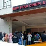 Tempuh 15 Jam Perjalanan Penonton Asal Cepu Kehabisan Tiket Film KKN Desa Penari