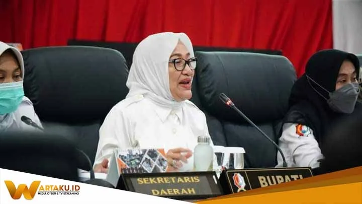 Bupati Anna Memaparkan Raperda Dana Abadi Berkelanjutan Kepada DPRD Bojonegoro Bupati Anna Memaparkan Raperda Dana Abadi Berkelanjutan Kepada DPRD Bojonegoro