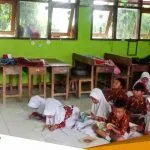 Galakkan Gerakan Literasi Anak, Pemuda Bergerak Plumpang Keliling Sekolah Sekabupaten Tuban Galakkan Gerakan Literasi Anak Pemuda Bergerak Plumpang Keliling Sekolah Sekabupaten Tuban